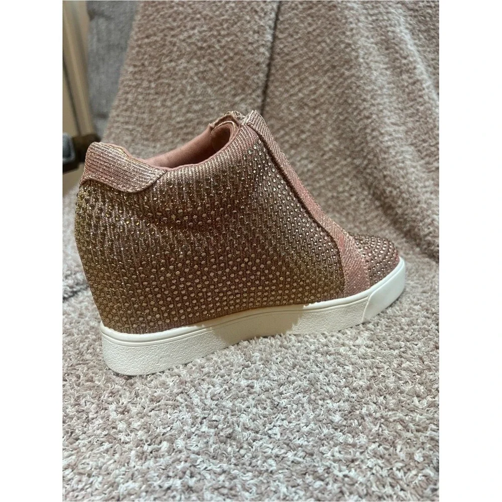 Juicy‎ Couture Women's Joanz Rose Gold Rhinestone Wedge Sneakers - Size 6
